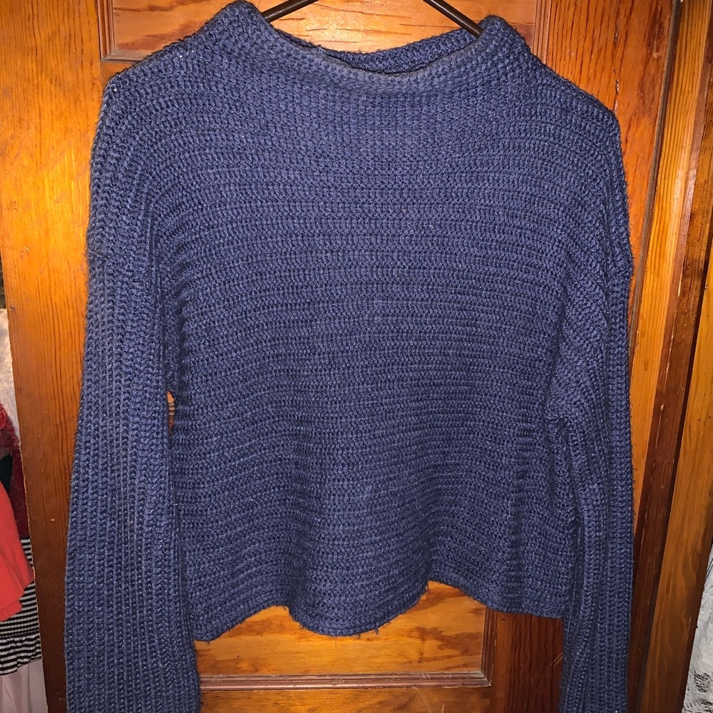 Blue cropped sweater with mock neck